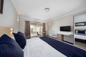 Comfortable lodging options near Canberra's vibrant city center